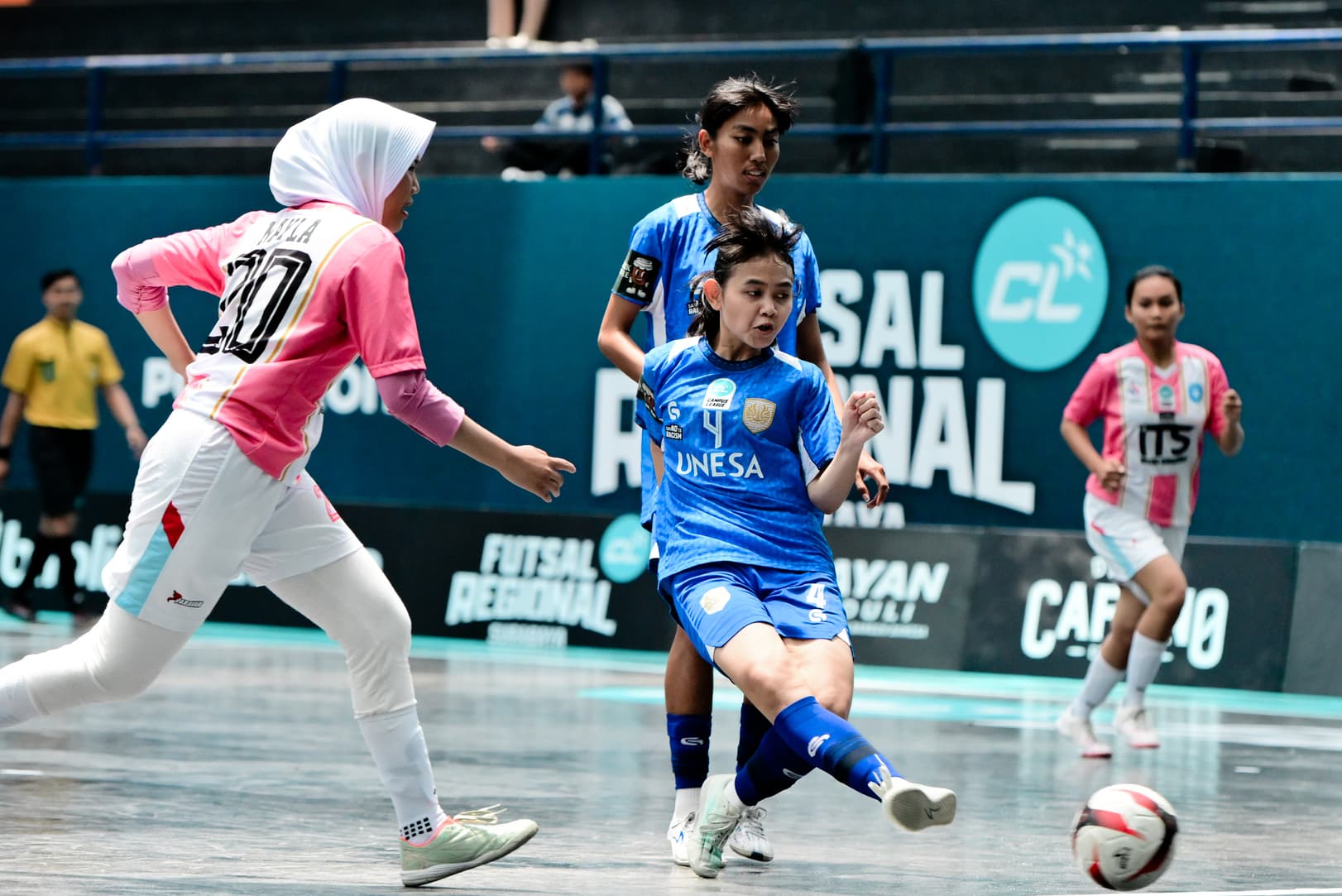 Grup C: Unesa Putri Pesta Gol di Kandang ITS