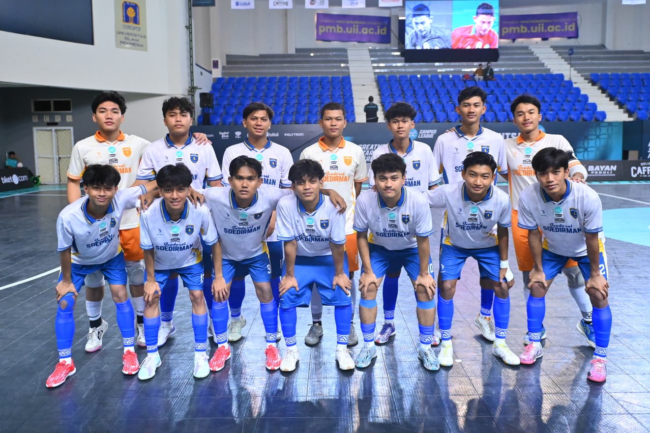 Futsal Unsoed Termovitas Emas Akmal Pamuji di CL Badminton