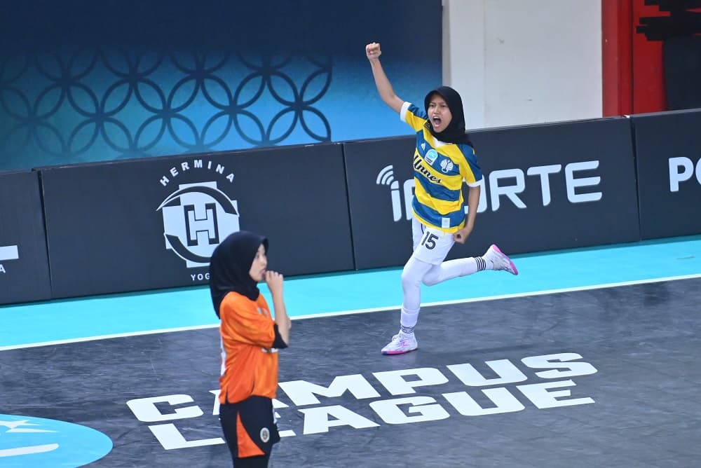 Grup F: Hattrick Safira Bawa UNNES Kalahkan UAD
