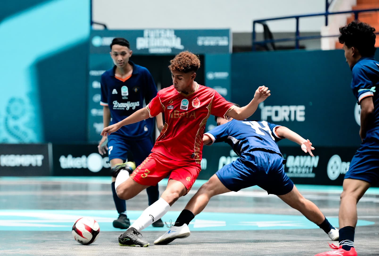 Campus League