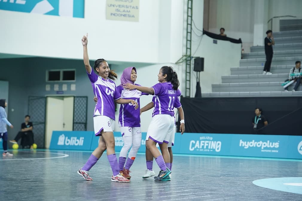 Arek Malang UM Tantang UNY di Final Putri