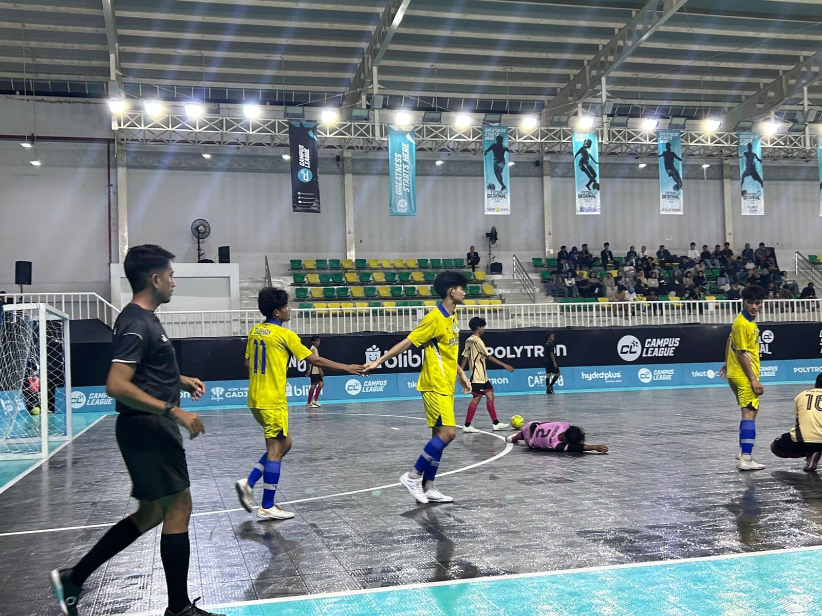 Grup B: UBL Bersenang-senang dan Cetak Rekor