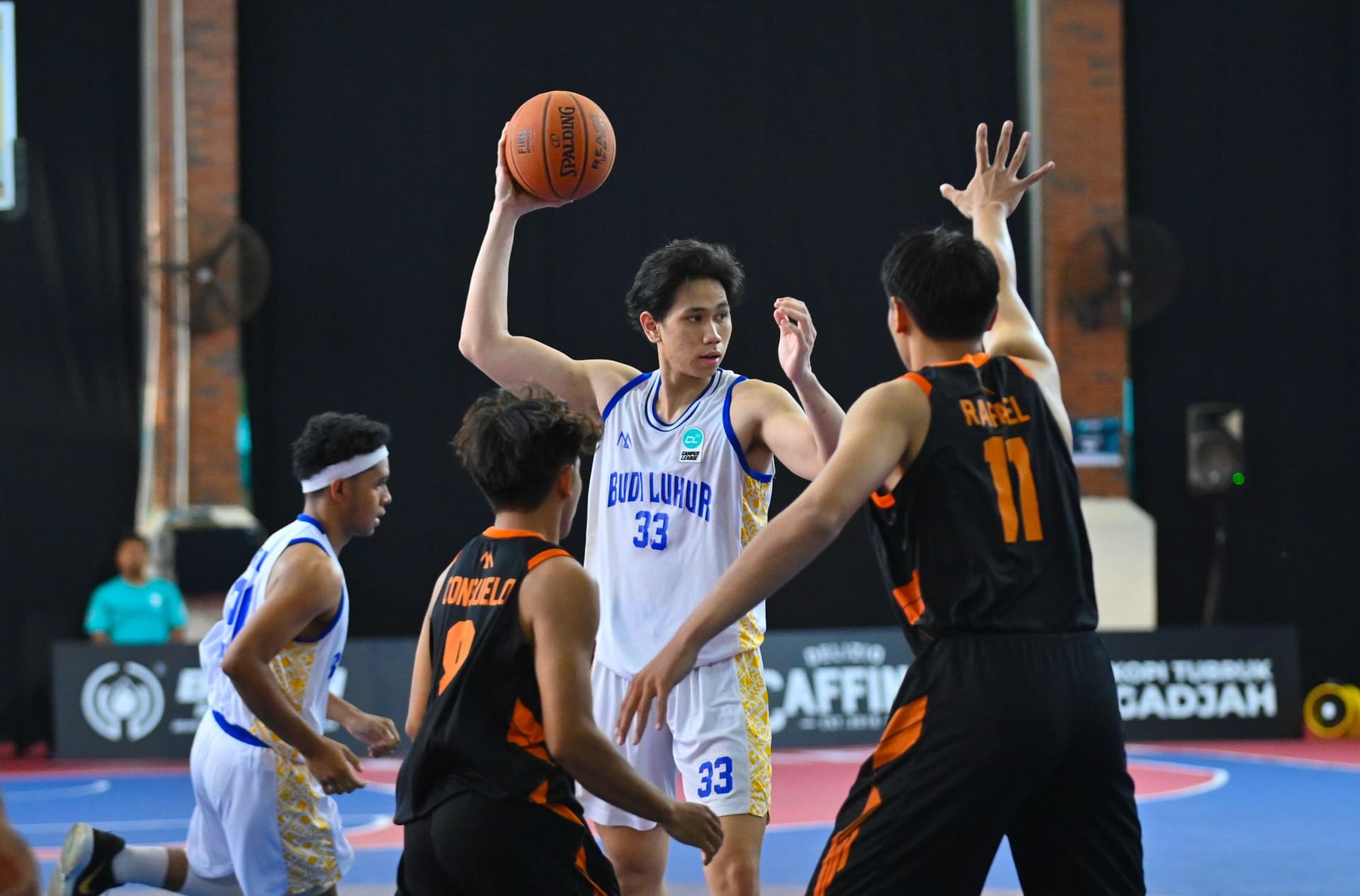 Grup B: UBL Redam Perlawanan Unsada