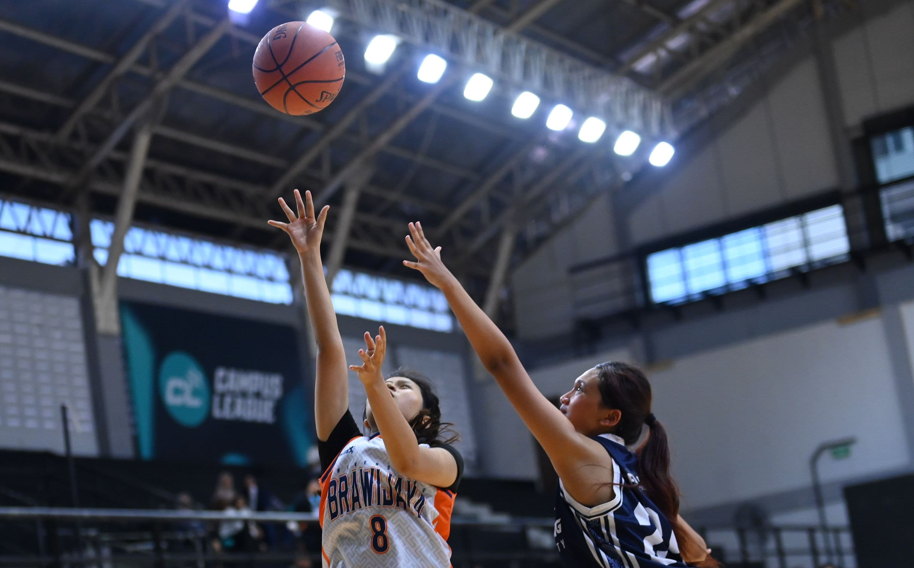 Grup E: Abigail Grace Double-double, UB Putri Menang Besar
