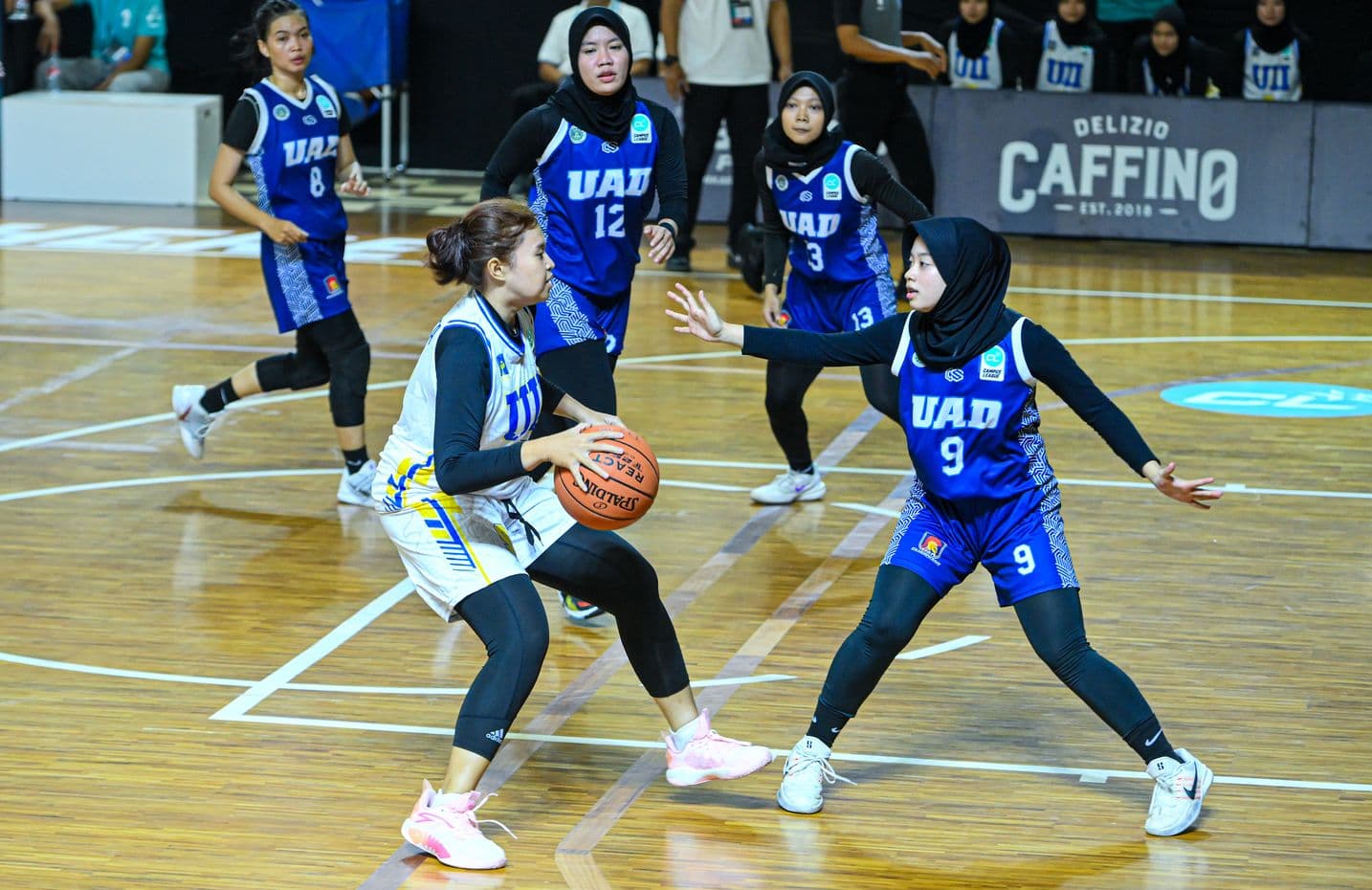 Grup F: UAD Putri Redam Perlawanan UII